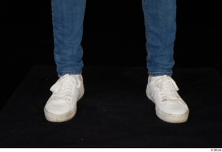 Stanley Johnson dressed foot jeans sneakers 0001.jpg